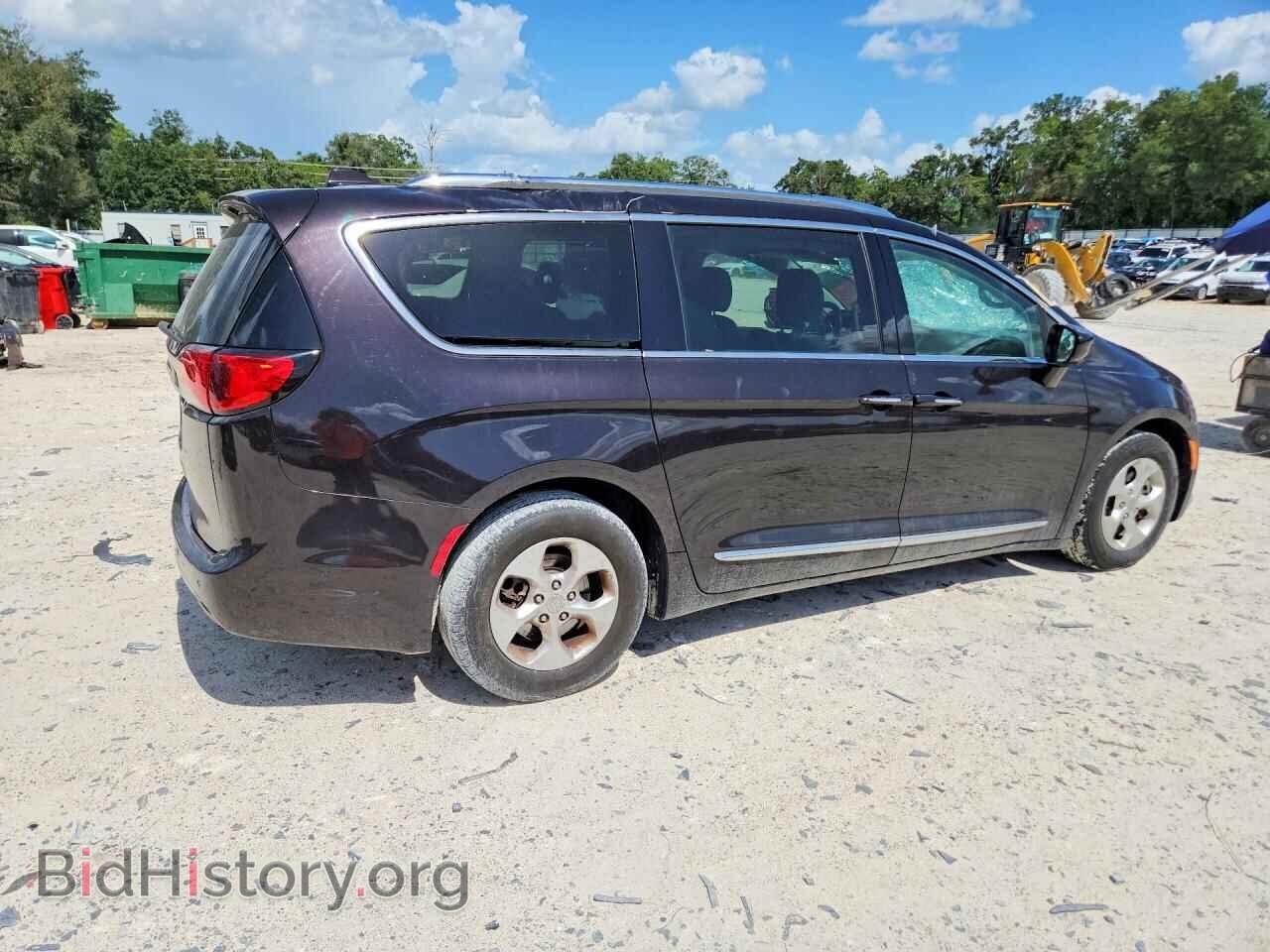 2017 CHRYSLER PACIFICA - VIN: 2C4RC1EG5HR525583 - Photo 3