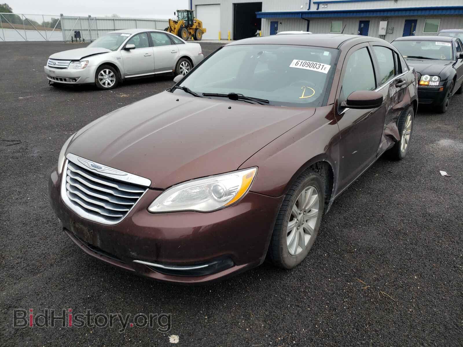 2012 CHRYSLER 200 - VIN: 1C3CCBBG0CN303026 - Фото 2