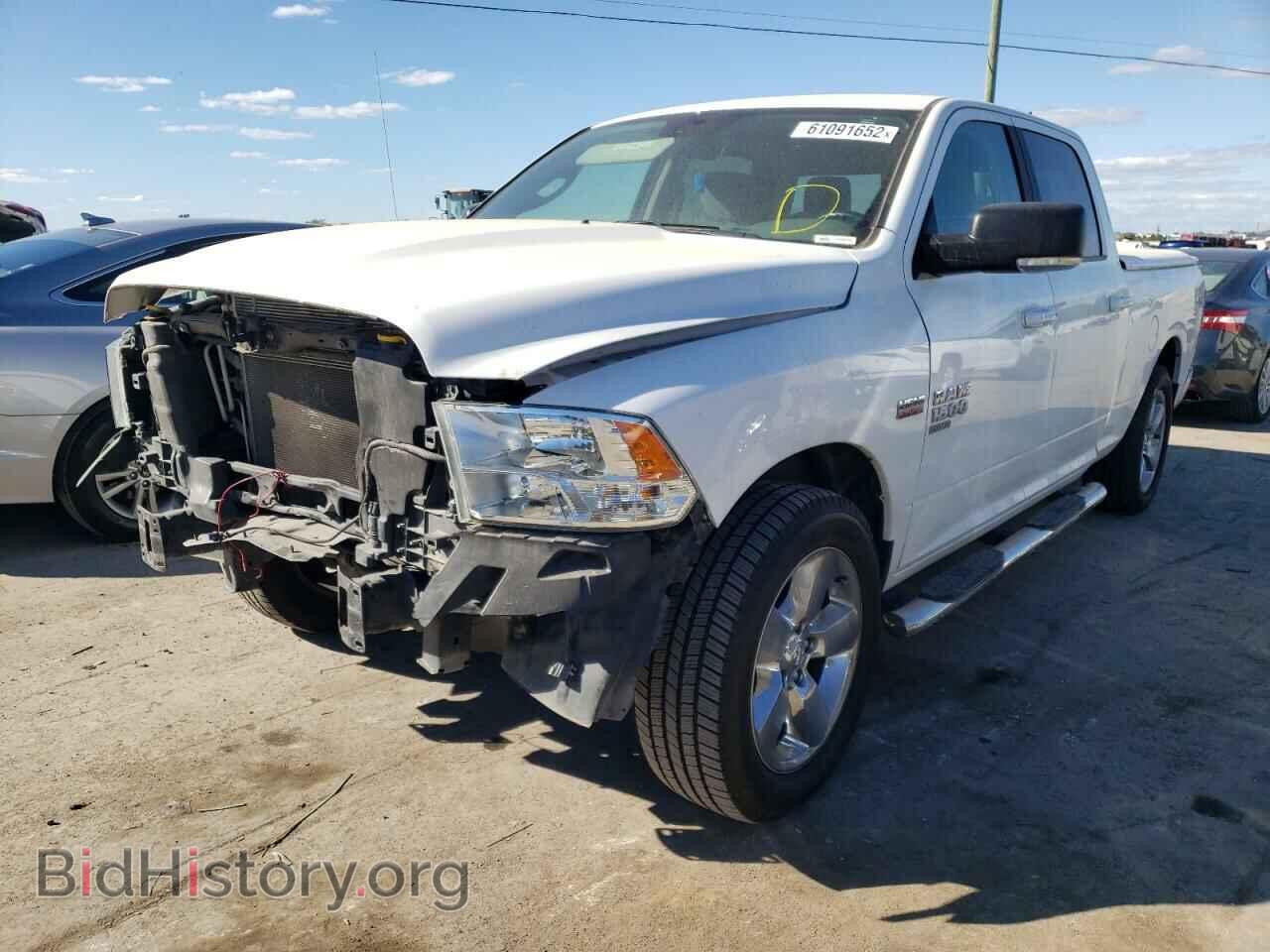 2019 RAM 1500 - VIN: 1C6RR6TT6KS653596 - Фото 2