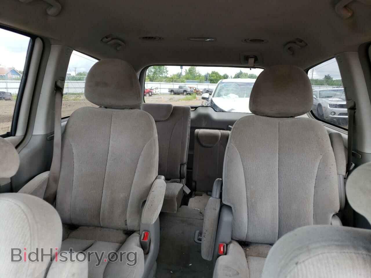 2007 KIA All Models - VIN: KNDMB233076188183 - Фото 10