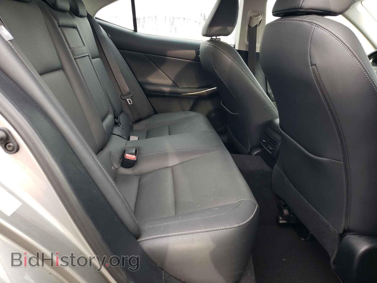 2018 LEXUS IS - VIN: JTHC81D2XJ5028110 - Фото 6