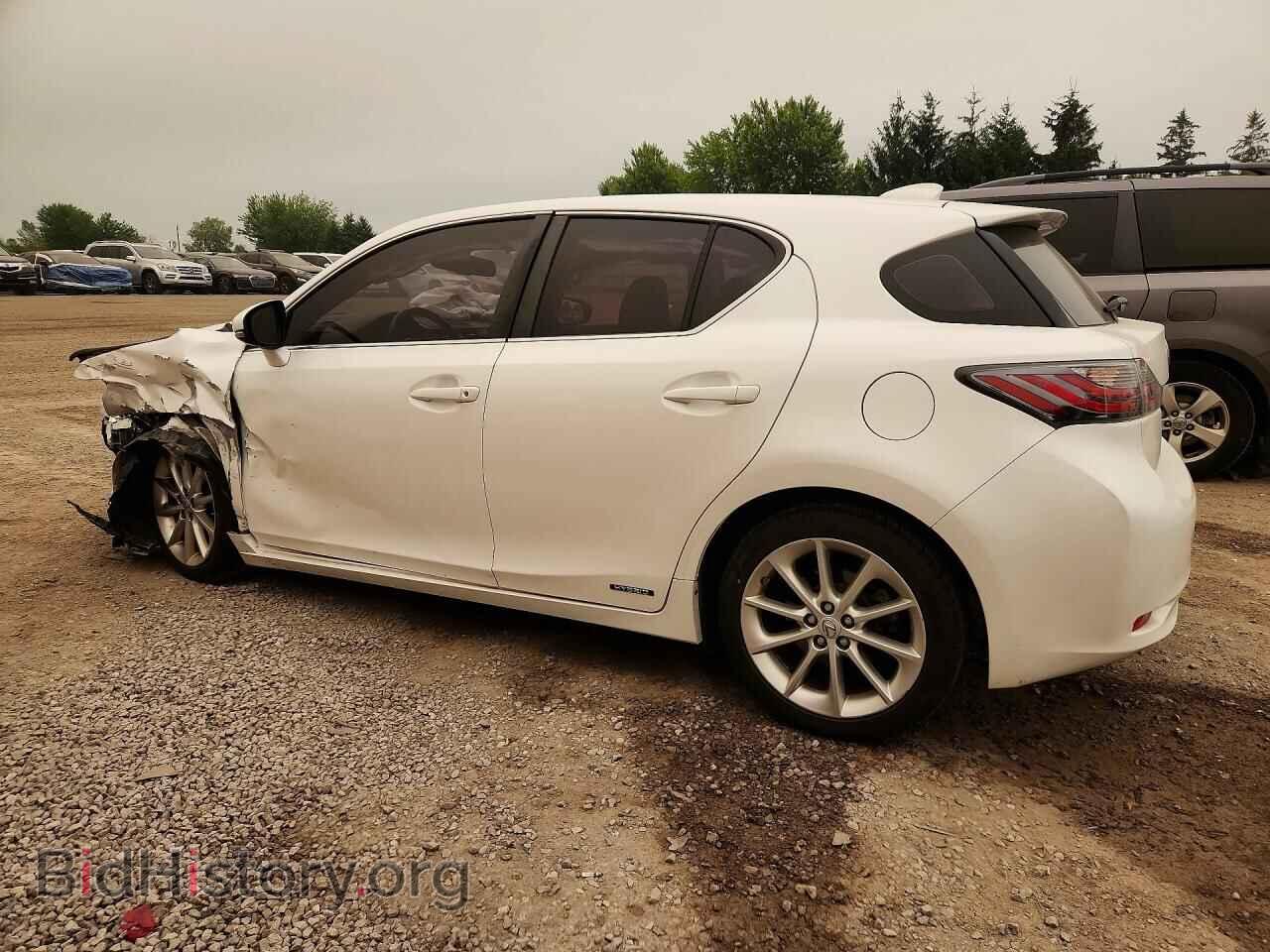 2011 LEXUS CT 200 - VIN: JTHKD5BH5B2007237 - Photo 2