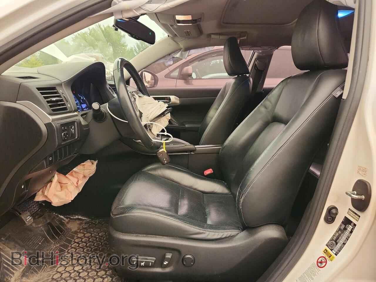 2011 LEXUS CT 200 - VIN: JTHKD5BH5B2007237 - Photo 7