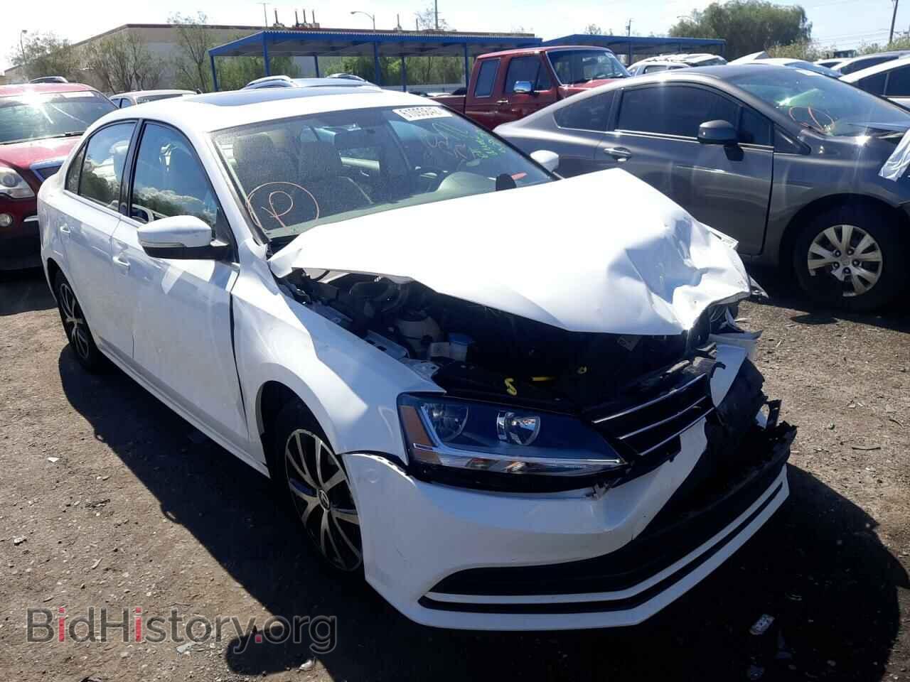 Фотография 3VWDB7AJ5HM277373 - VOLKSWAGEN JETTA 2017