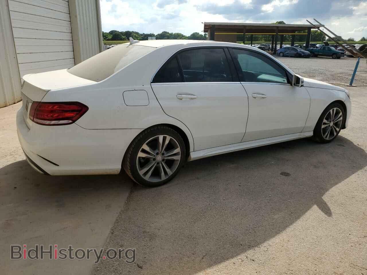 2014 MERCEDES-BENZ E-CLASS - VIN: WDDHF5KB9EB010637 - Фото 3