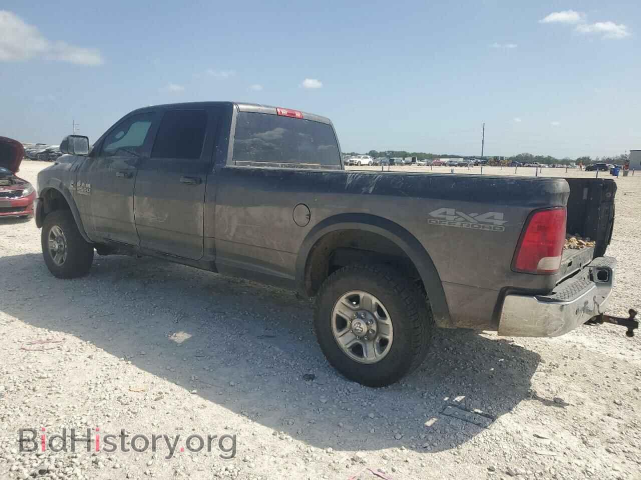 2017 RAM All Models - VIN: 3C6UR5HL4HG606760 - Фото 2