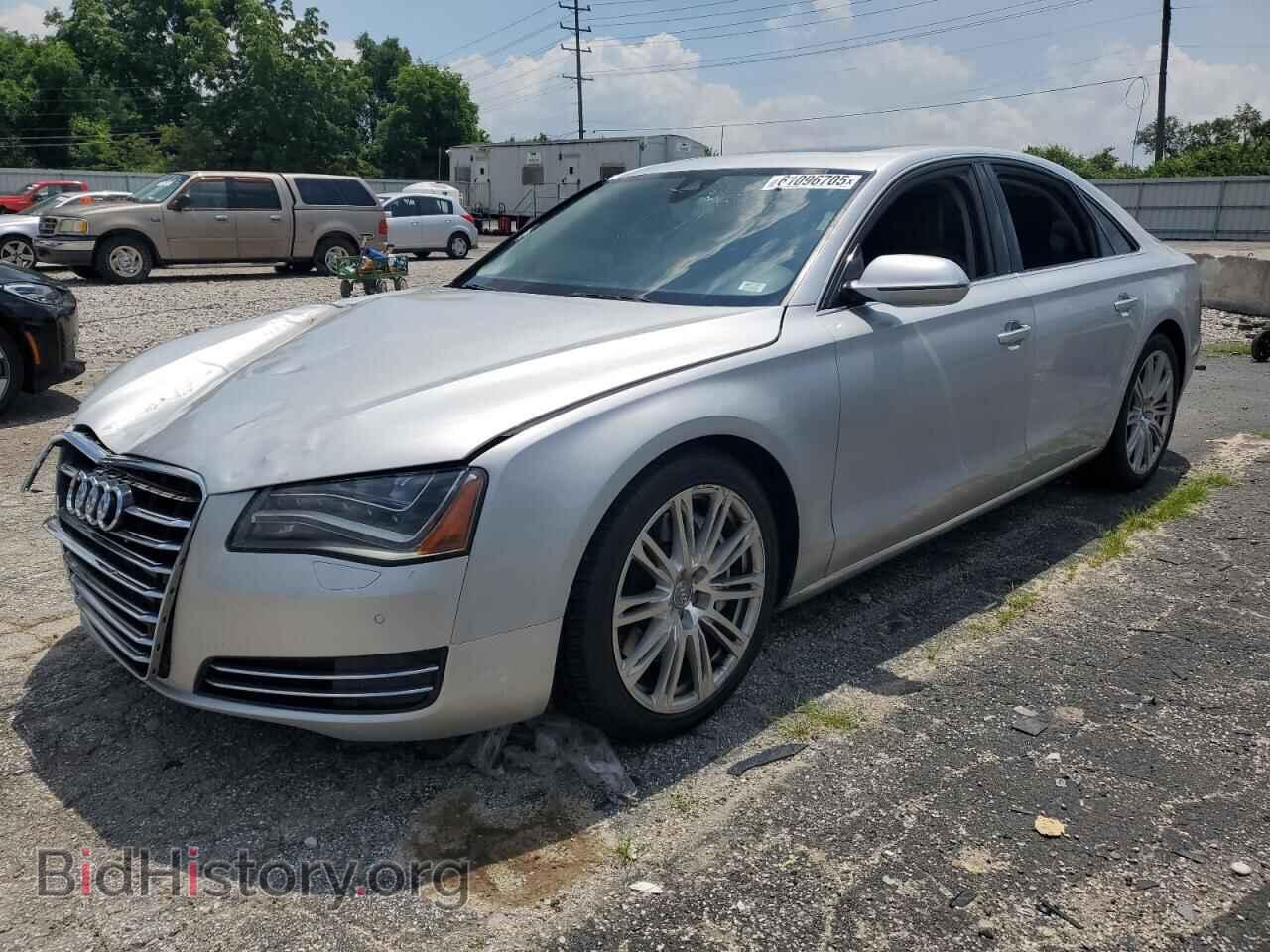 Photo WAUAVAFD3CN035853 - AUDI A8 2012