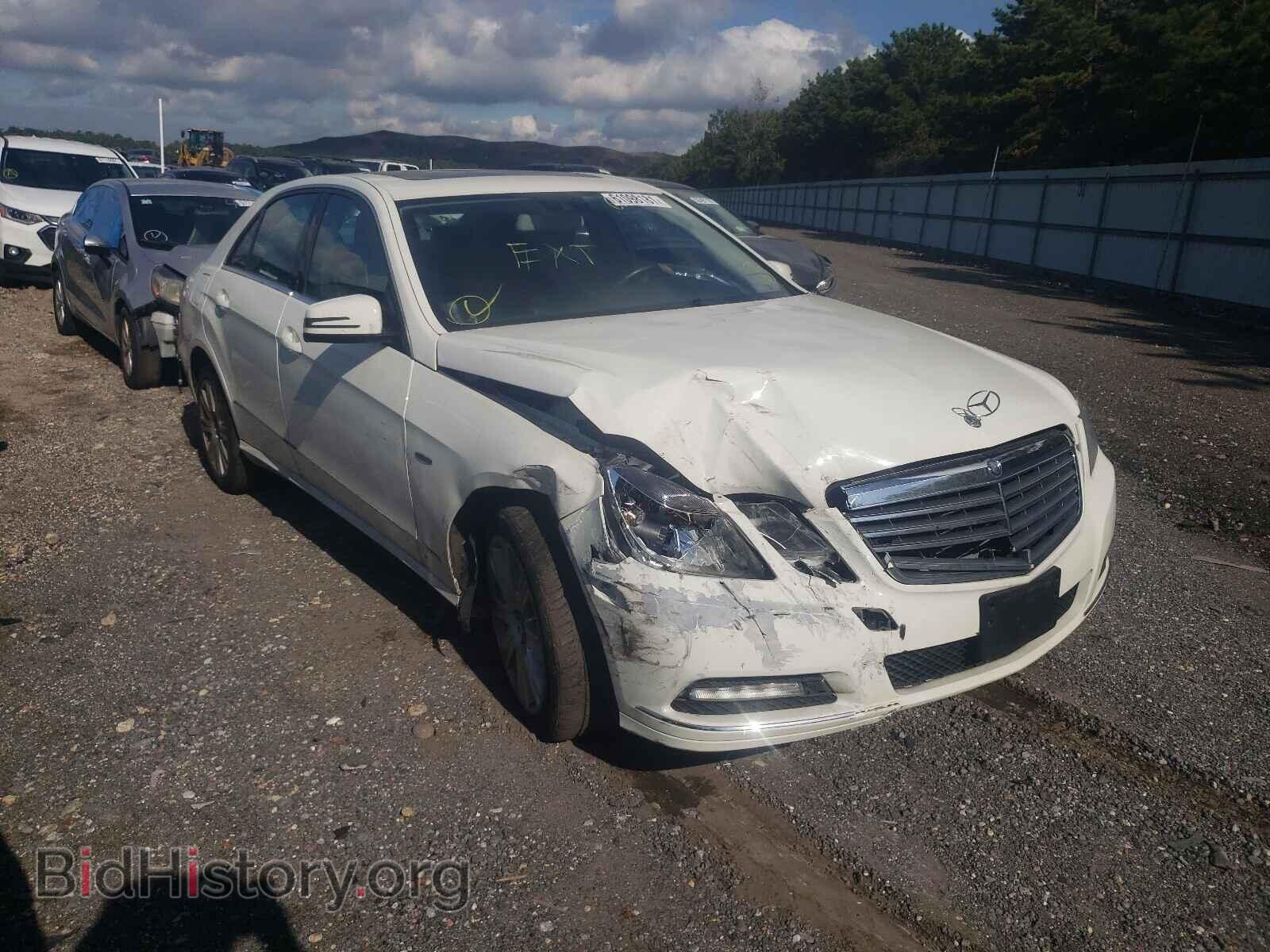 Photo WDDHF8JBXCA634078 - MERCEDES-BENZ E-CLASS 2012