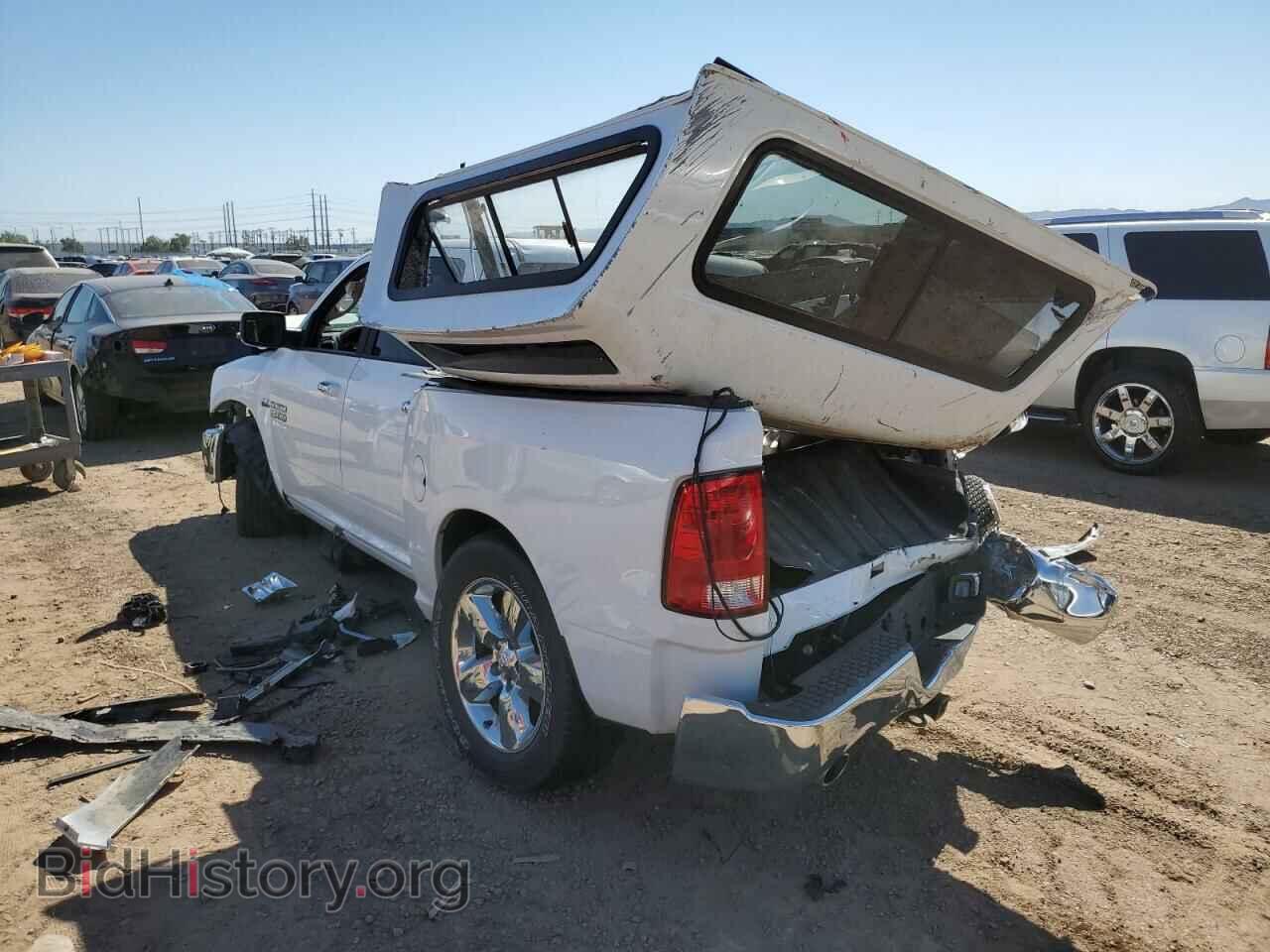 2018 RAM 1500 - VIN: 3C6RR6LT3JG219190 - Фото 3