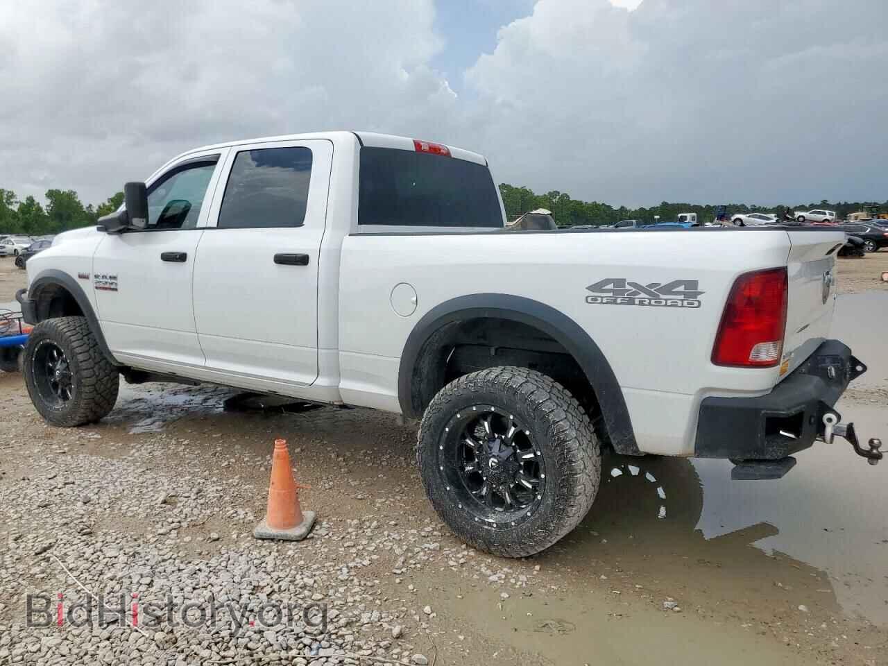 2018 RAM All Models - VIN: 3C6UR5CJ7JG140964 - Фото 2