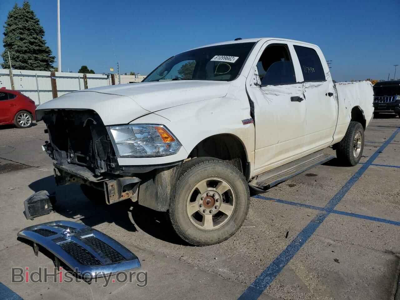 2014 RAM 2500 - VIN: 3C6TR5CT3EG267147 - Photo 2