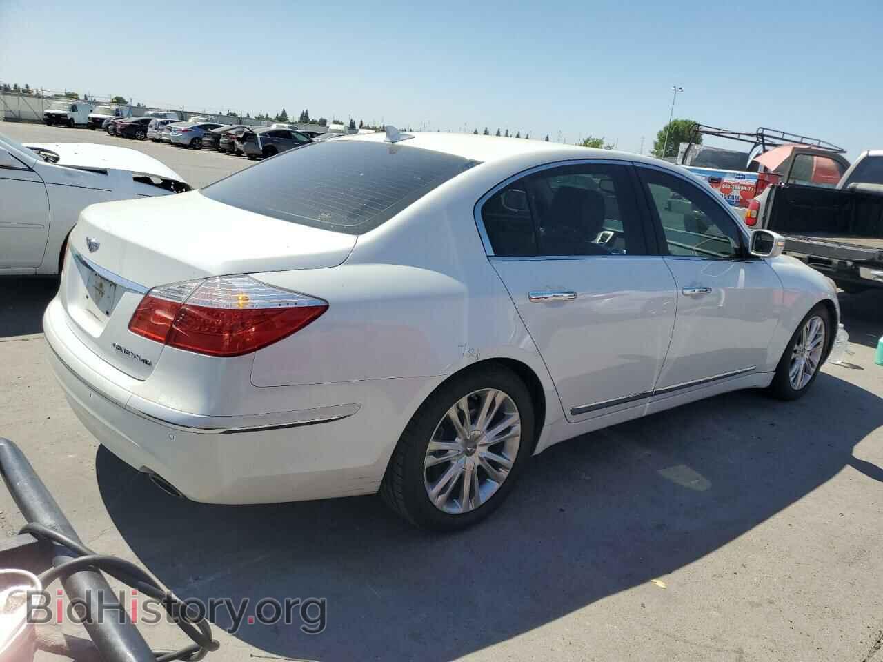 2009 HYUNDAI GENESIS - VIN: KMHGC46F69U044188 - Фото 3