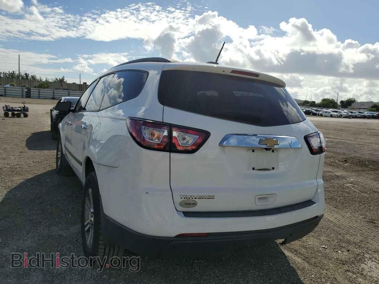 2017 CHEVROLET TRAVERSE - VIN: 1GNKRFKD2HJ310519 - Фото 3