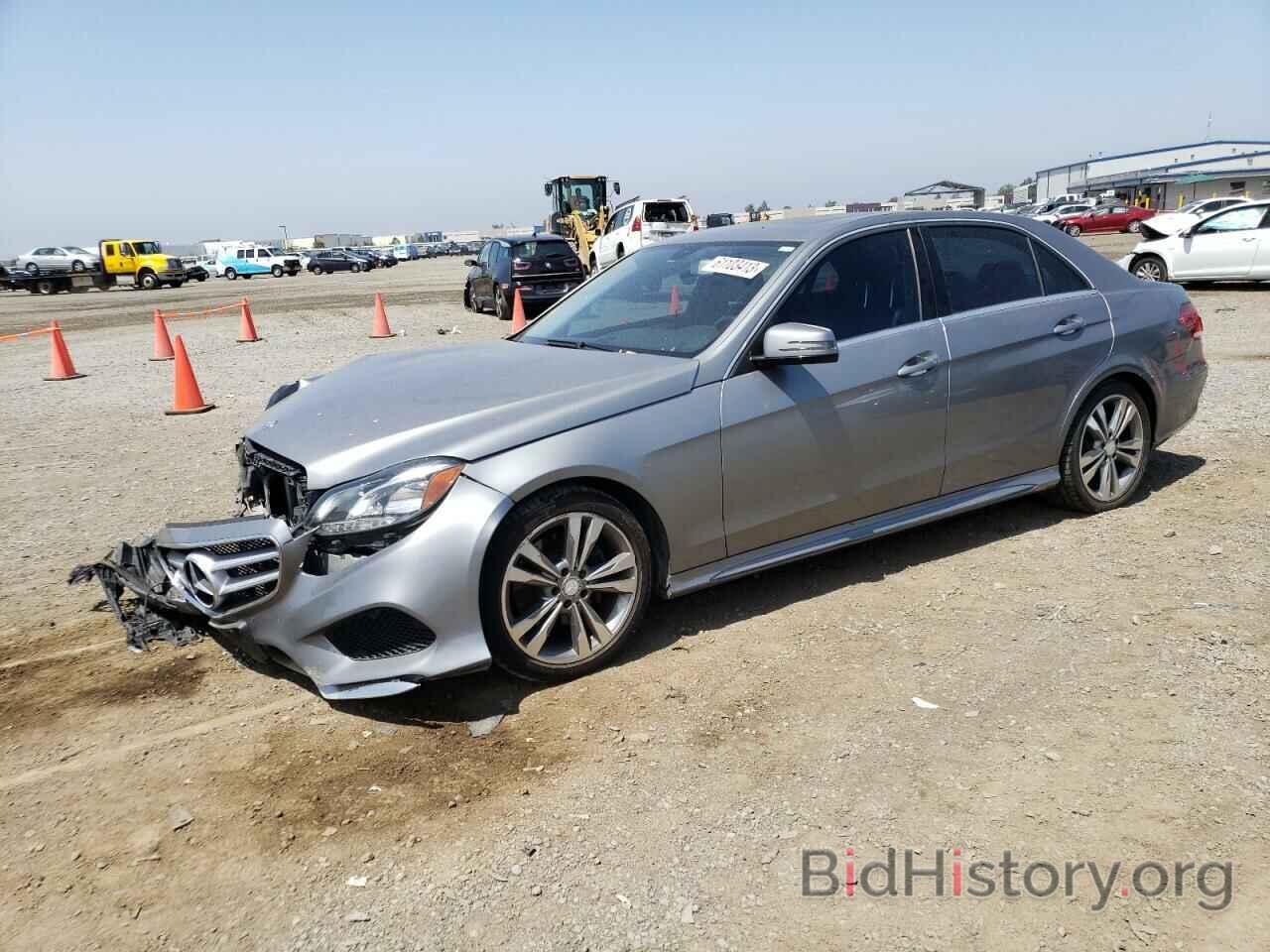 Photo WDDHF5KB5EA880097 - MERCEDES-BENZ E-CLASS 2014