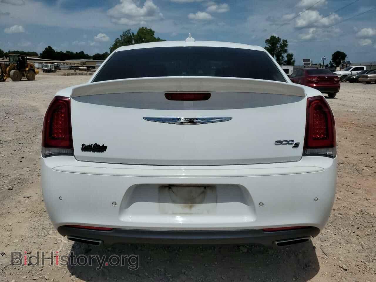 2016 CHRYSLER 300 - VIN: 2C3CCABT8GH311252 - Фото 6
