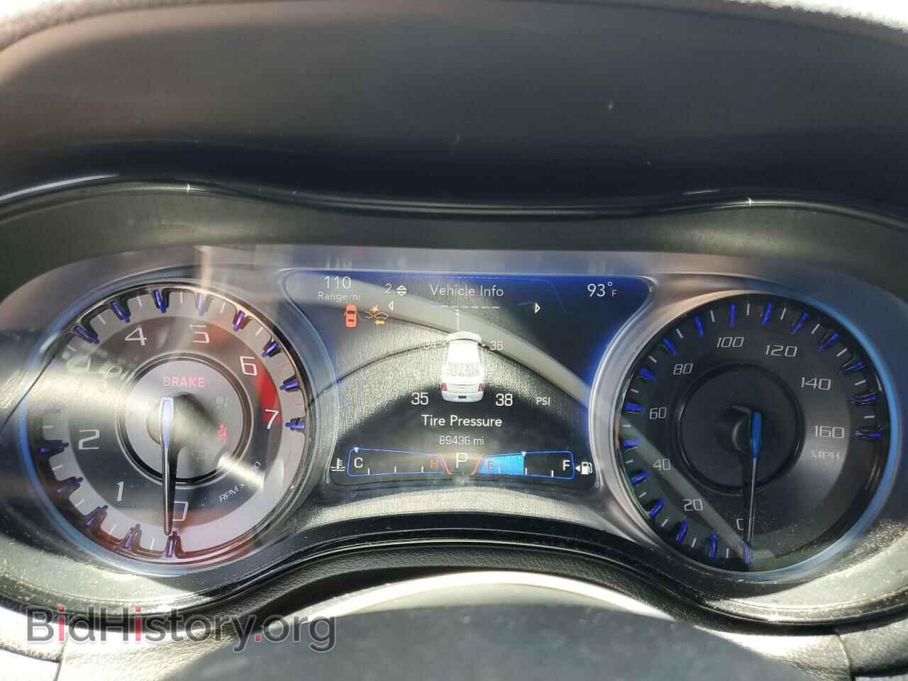 2016 CHRYSLER 300 - VIN: 2C3CCABT8GH311252 - Фото 9