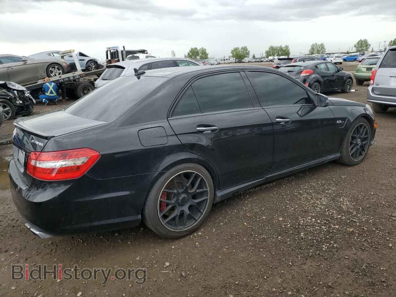 2011 MERCEDES-BENZ E-CLASS - VIN: WDDHF7HB8BA432130 - Фото 3