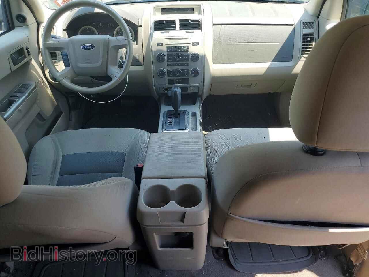 2008 FORD ESCAPE - VIN: 1FMCU03108KC18425 - Фото 8
