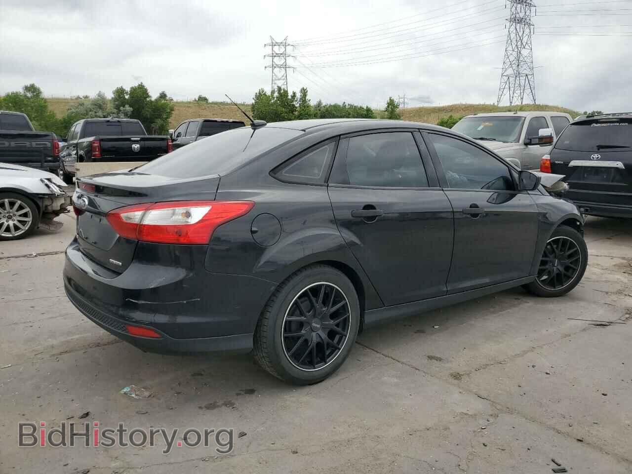 2013 FORD FOCUS - VIN: 1FADP3E26DL234758 - Фото 3