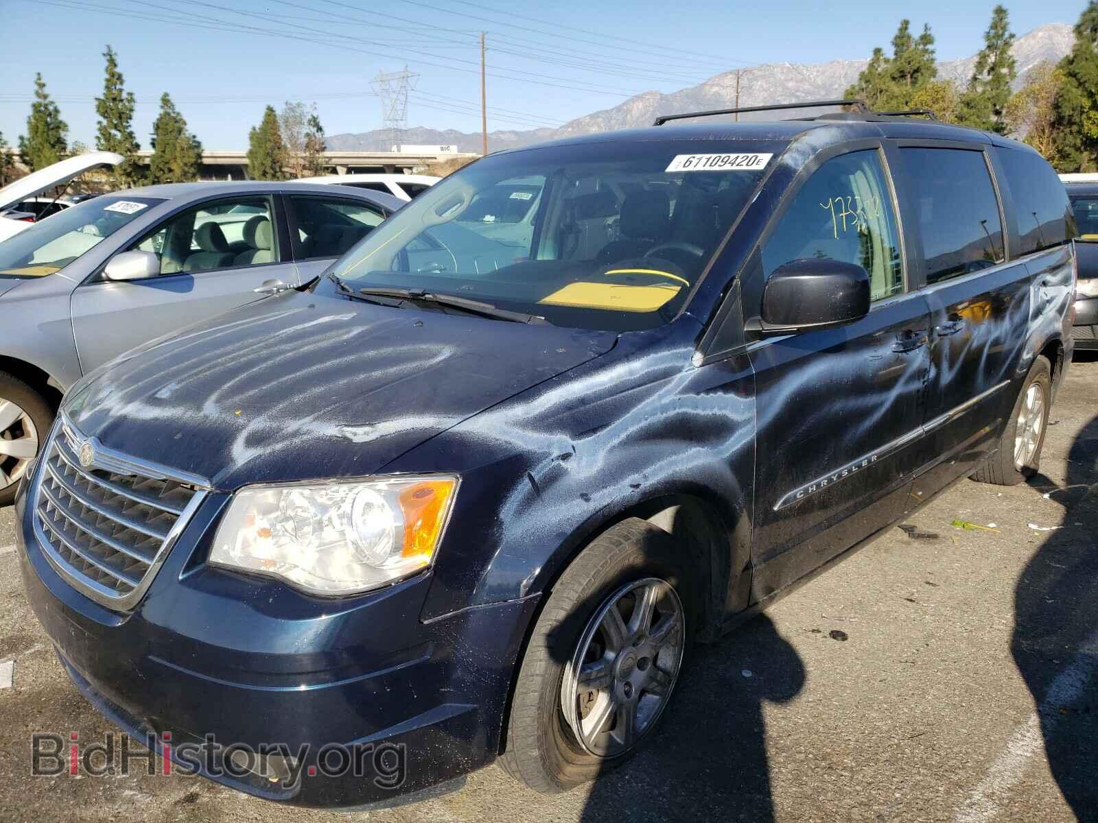 2011 CHRYSLER MINIVAN - VIN: 2A4RR5DG2BR638528 - Photo 2