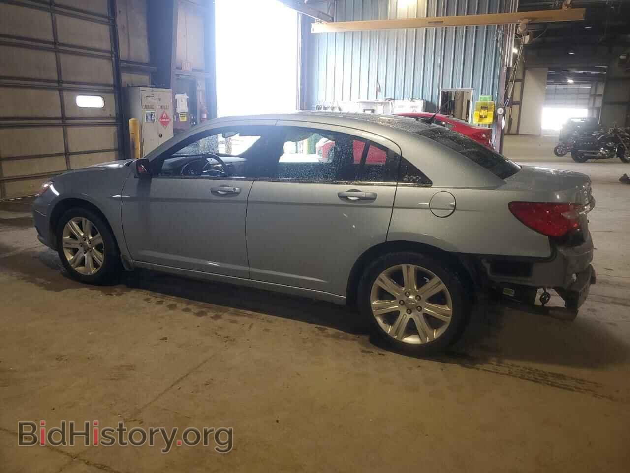 2012 CHRYSLER 200 - VIN: 1C3CCBBG8CN189728 - Фото 2