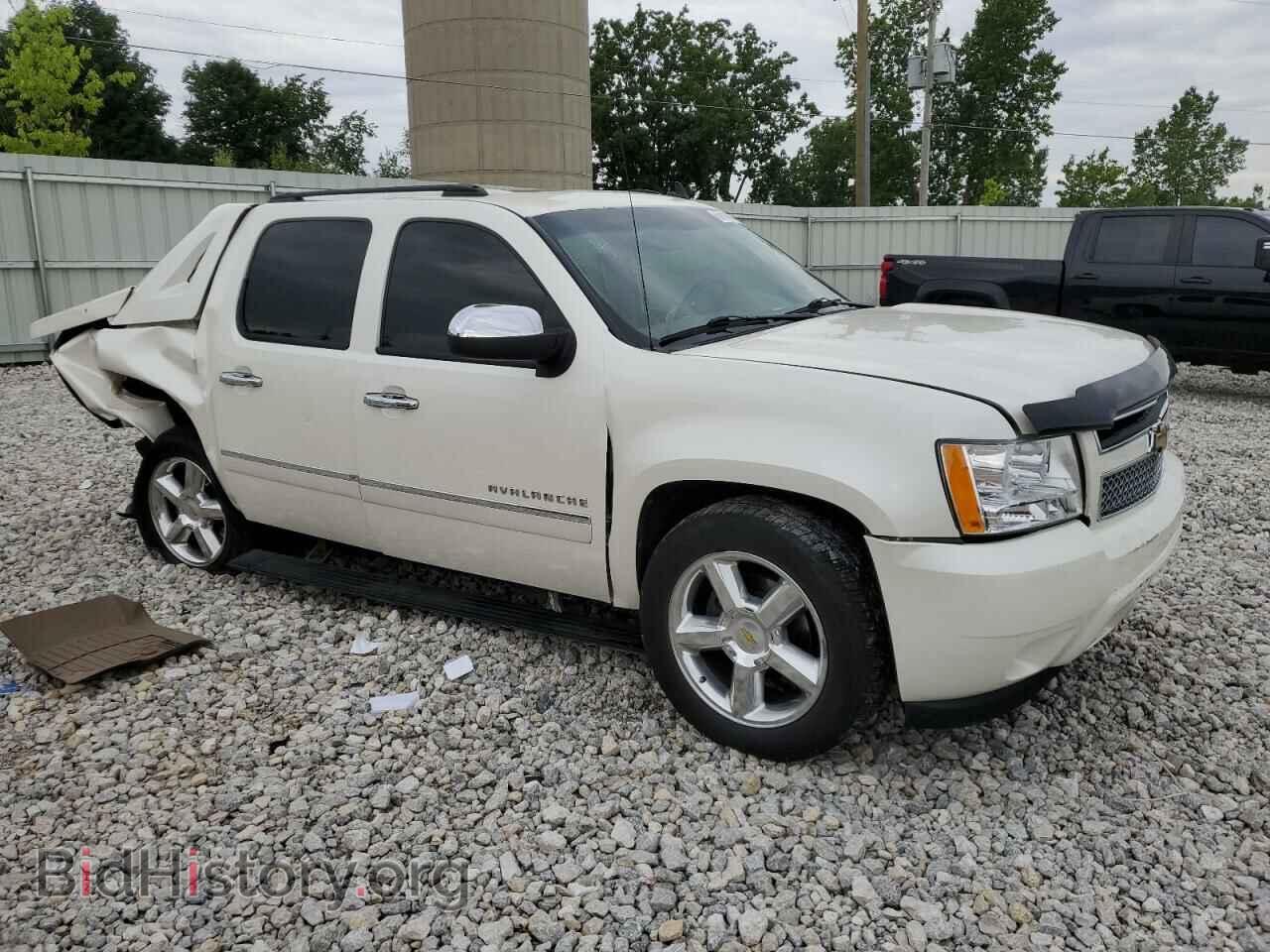 2011 CHEVROLET AVALANCHE - VIN: 3GNTKGE38BG136482 - Фото 4