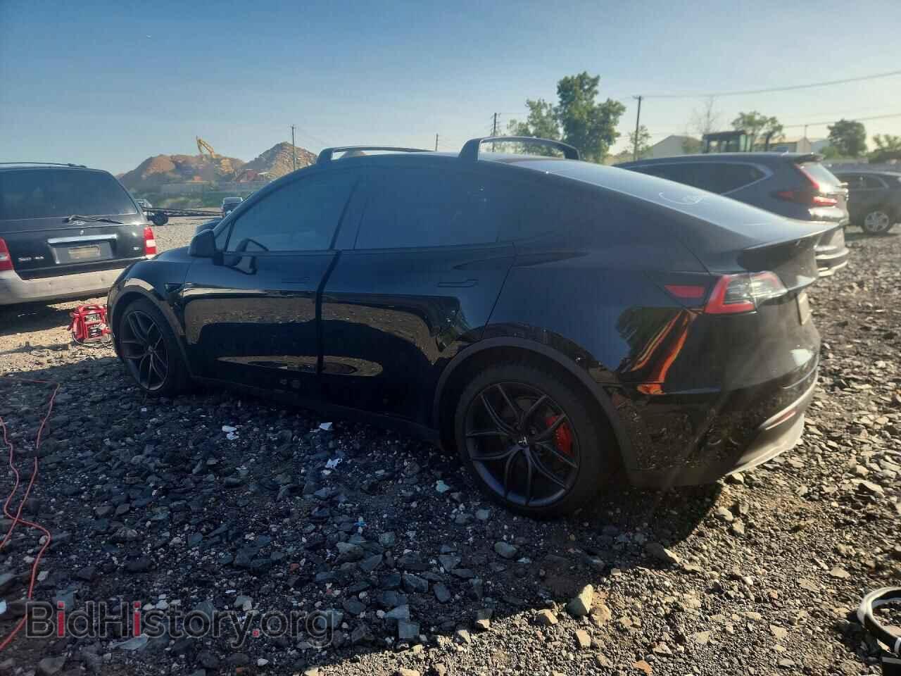 2021 TESLA MODEL Y - VIN: 5YJYGDEF2MF121638 - Photo 2