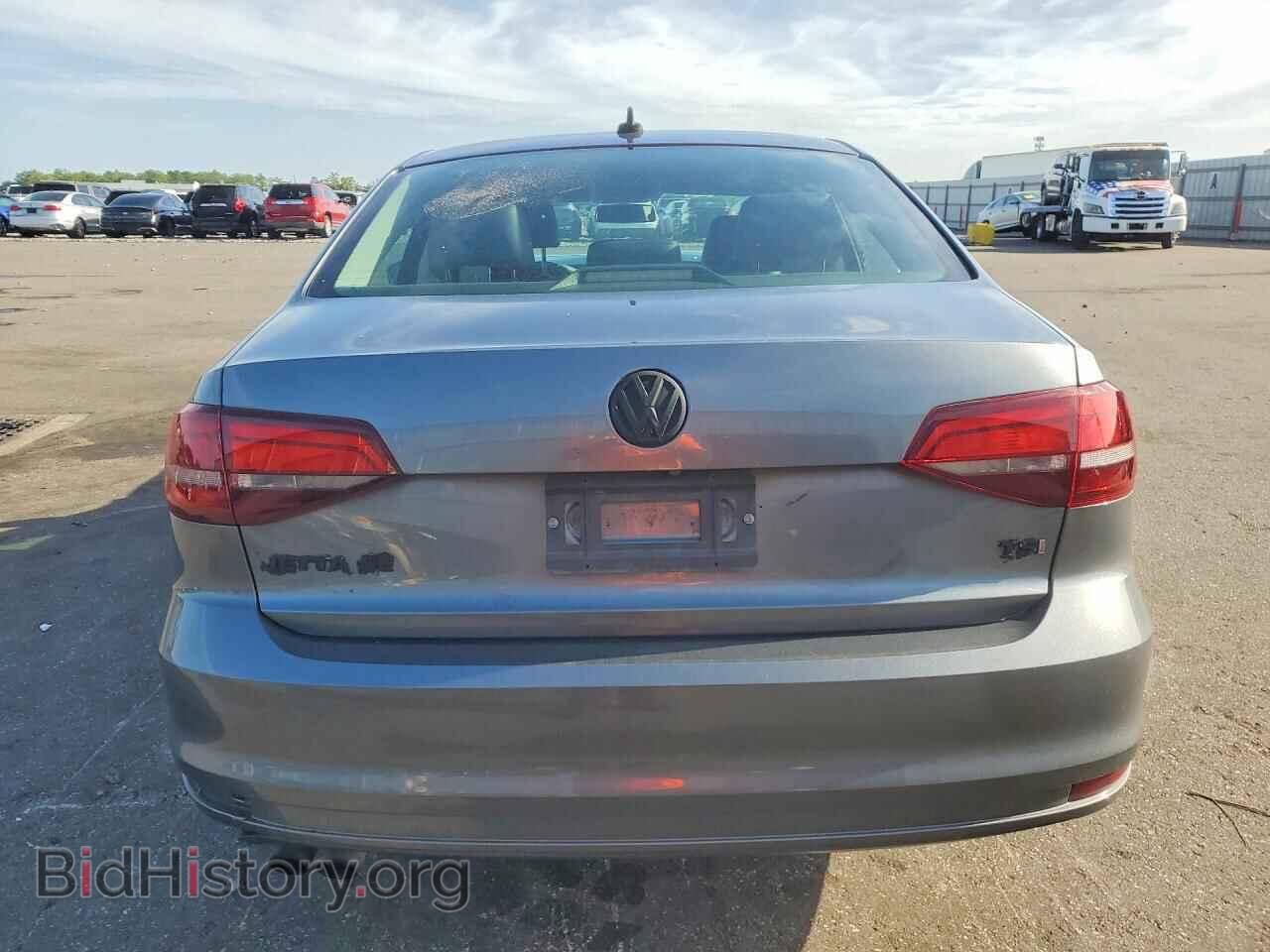 2017 VOLKSWAGEN JETTA - VIN: 3VWDB7AJ9HM217015 - Photo 6