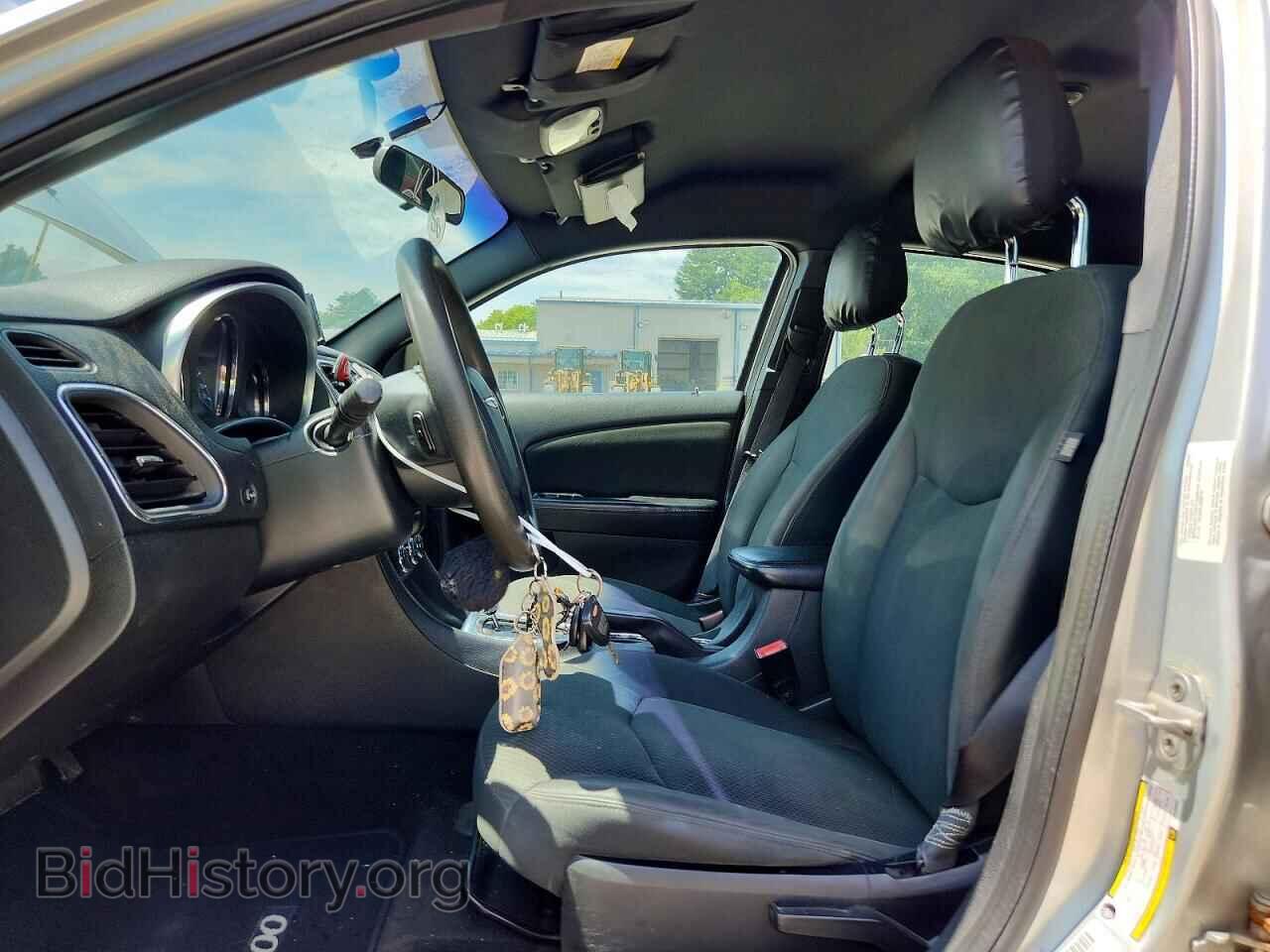 2012 CHRYSLER 200 - VIN: 1C3CCBAB0CN100885 - Photo 7