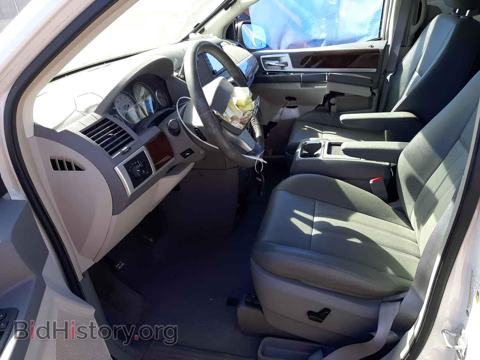 2010 CHRYSLER MINIVAN - VIN: 2A4RR5D13AR114945 - Photo 5