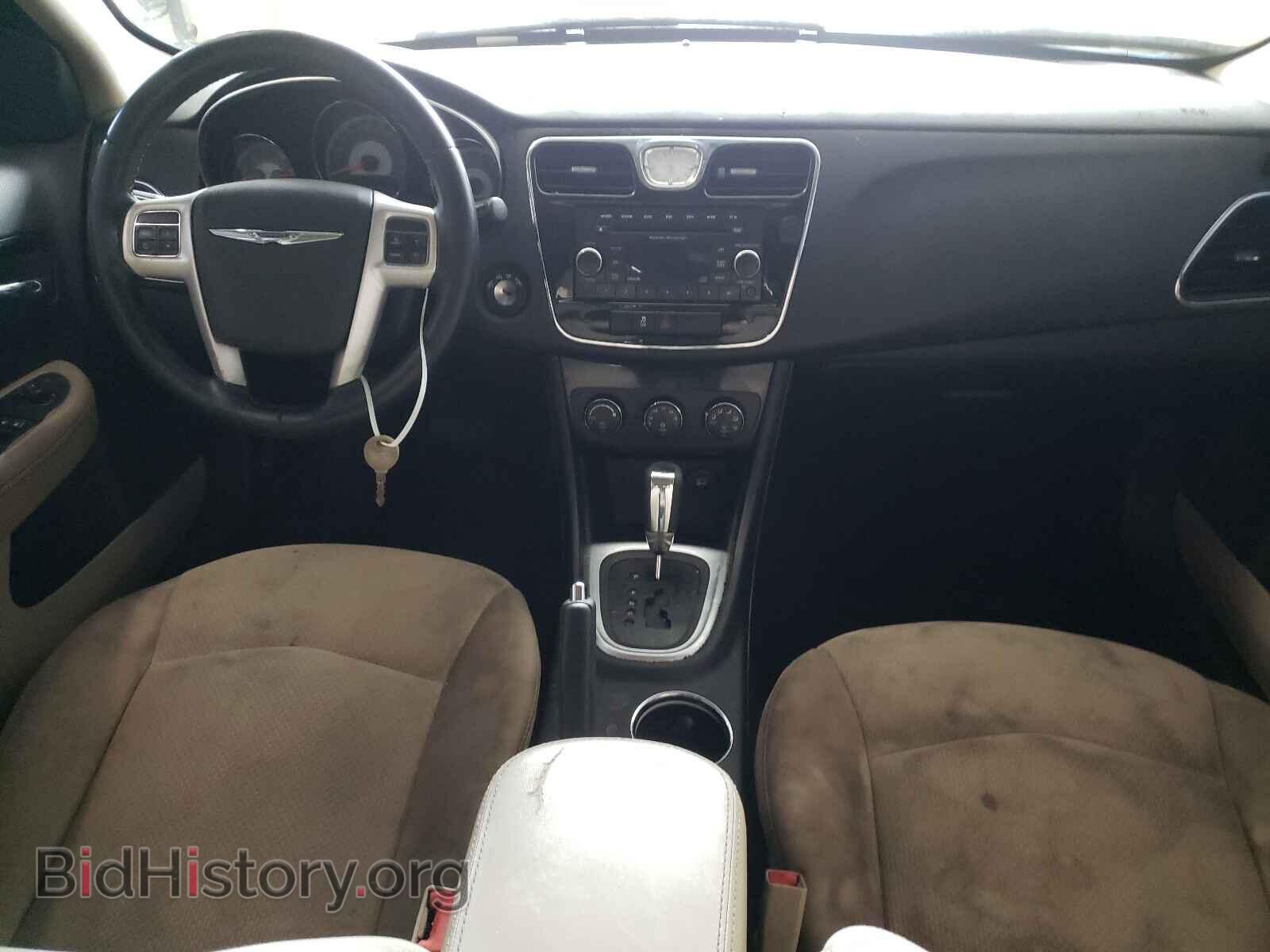 2012 CHRYSLER 200 - VIN: 1C3CCBBB0CN302818 - Фото 9