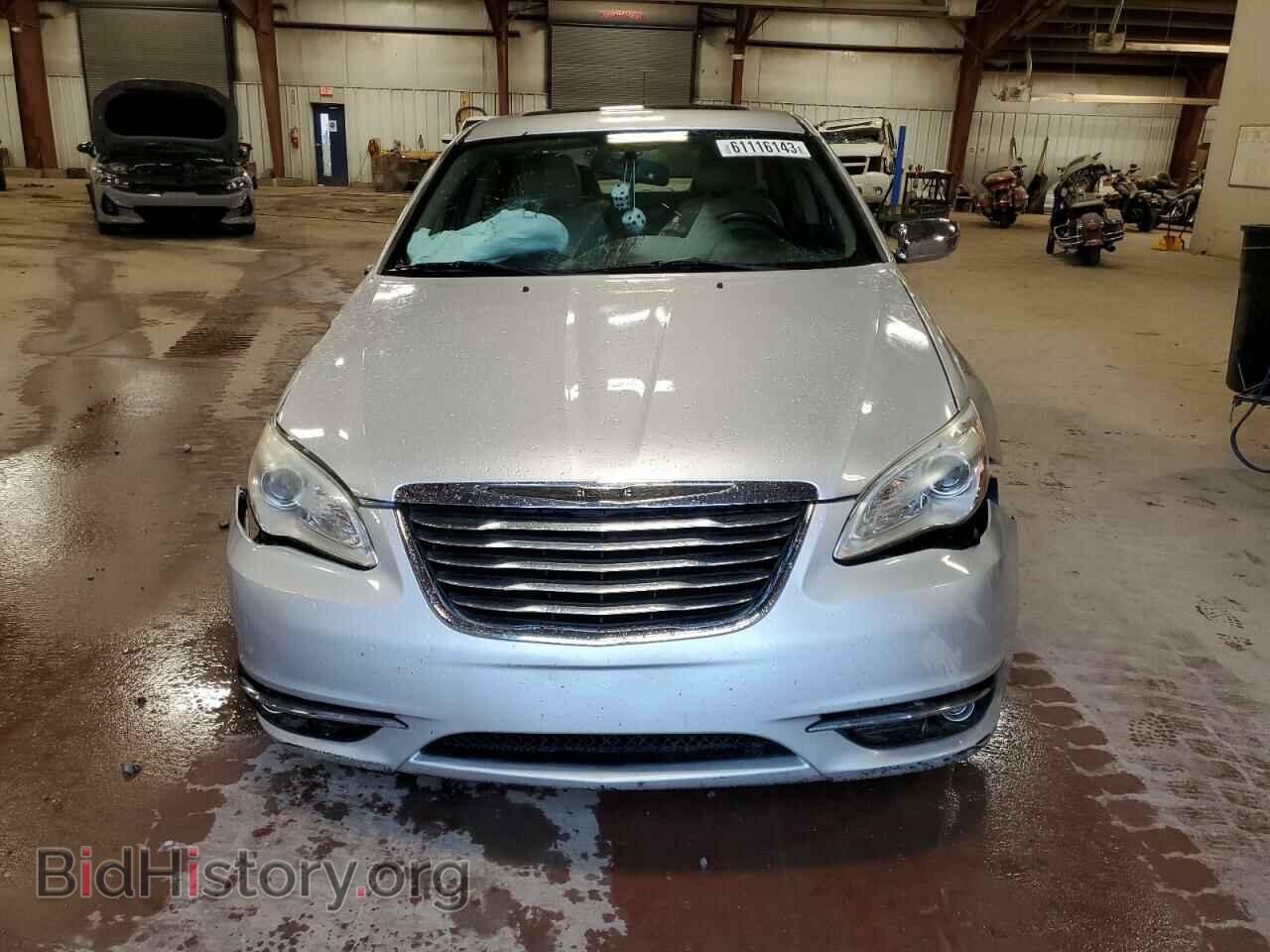 2011 CHRYSLER 200 - VIN: 1C3BC2FGXBN520930 - Фото 5