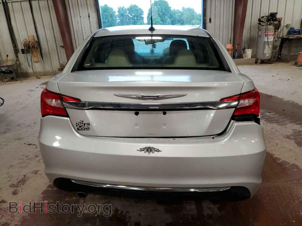 2011 CHRYSLER 200 - VIN: 1C3BC2FGXBN520930 - Фото 6