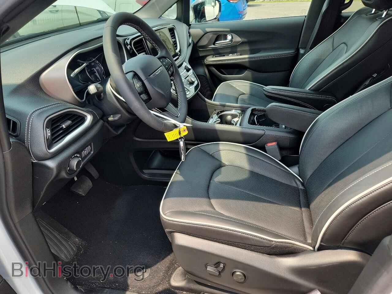 2027 CHRYSLER PACIFICA - VIN: 2C4RC1GG9VR567778 - Photo 7