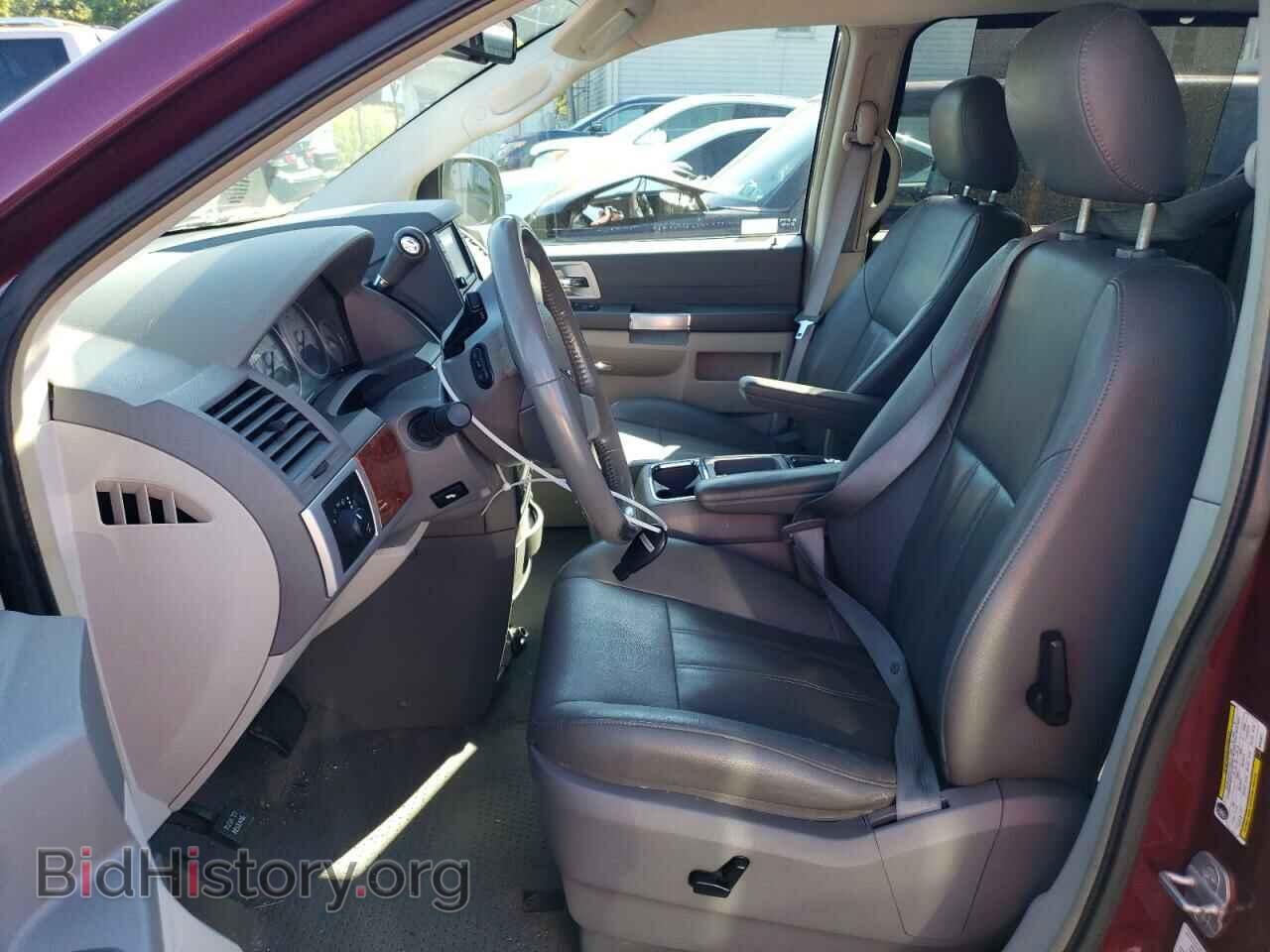 2008 CHRYSLER MINIVAN - VIN: 2A8HR54P48R650621 - Фото 7