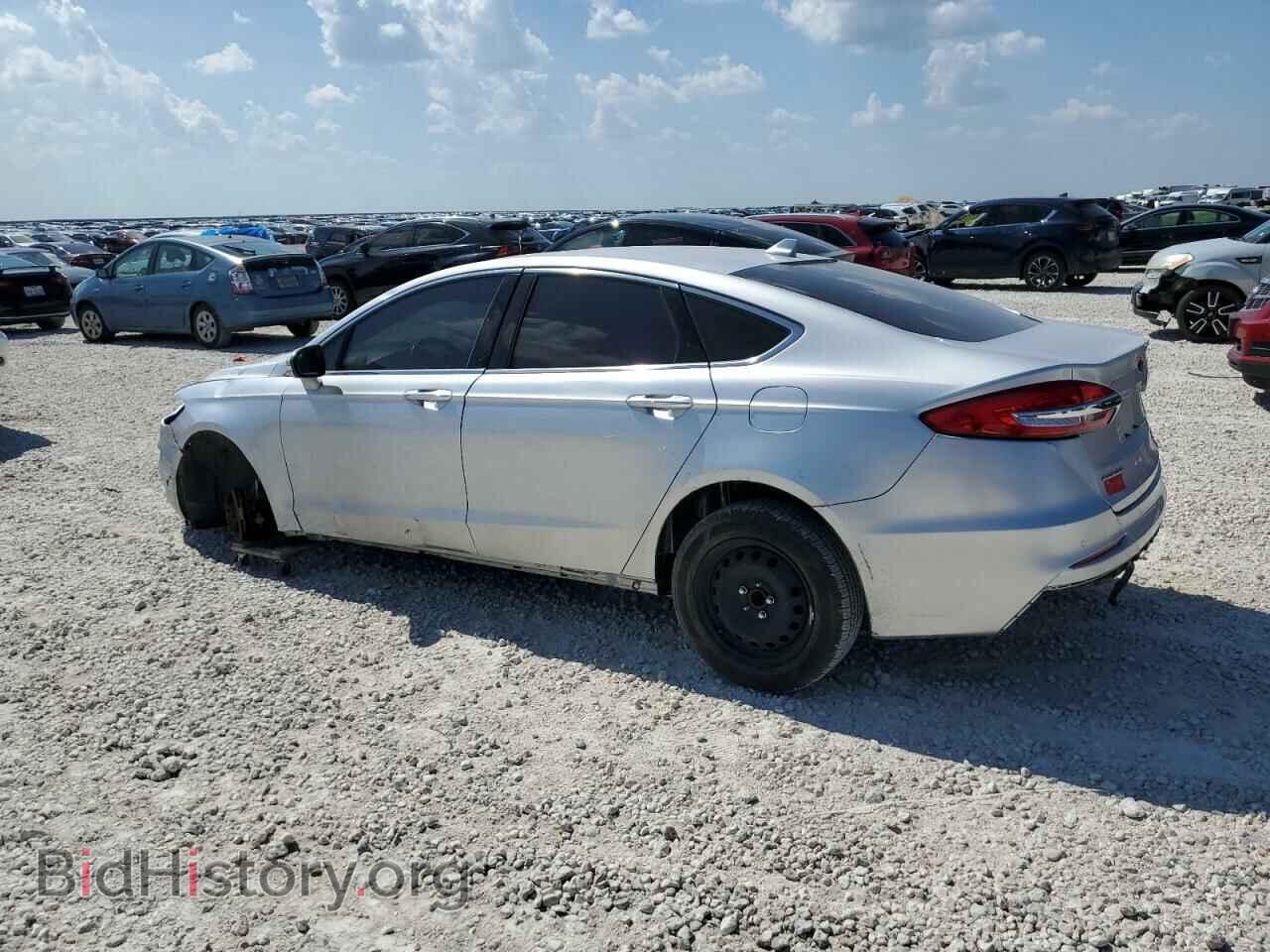 2019 FORD FUSION - VIN: 3FA6P0CD0KR235415 - Photo 2