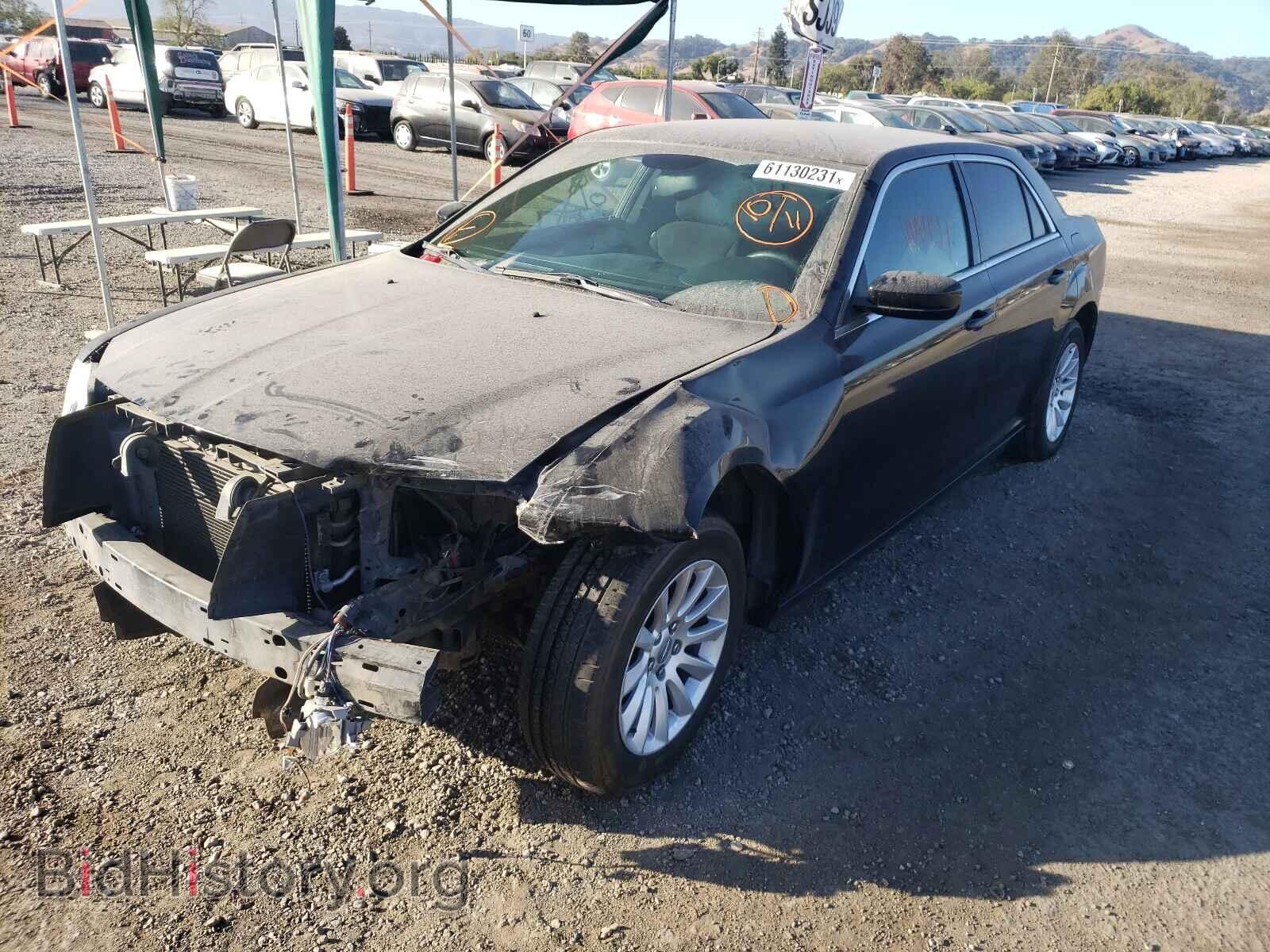 2012 CHRYSLER 300 - VIN: 2C3CCAAG3CH116884 - Photo 2