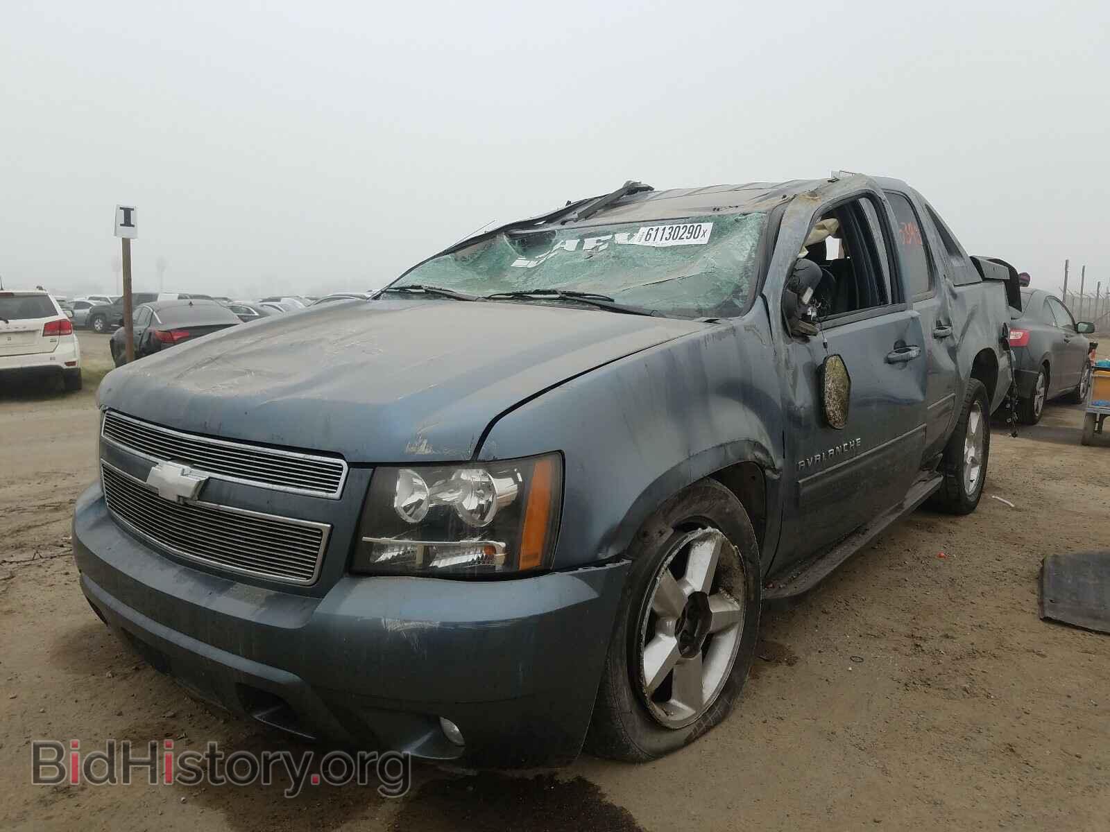 2011 CHEVROLET AVALANCHE - VIN: 3GNMCFE0XBG126201 - Фото 2