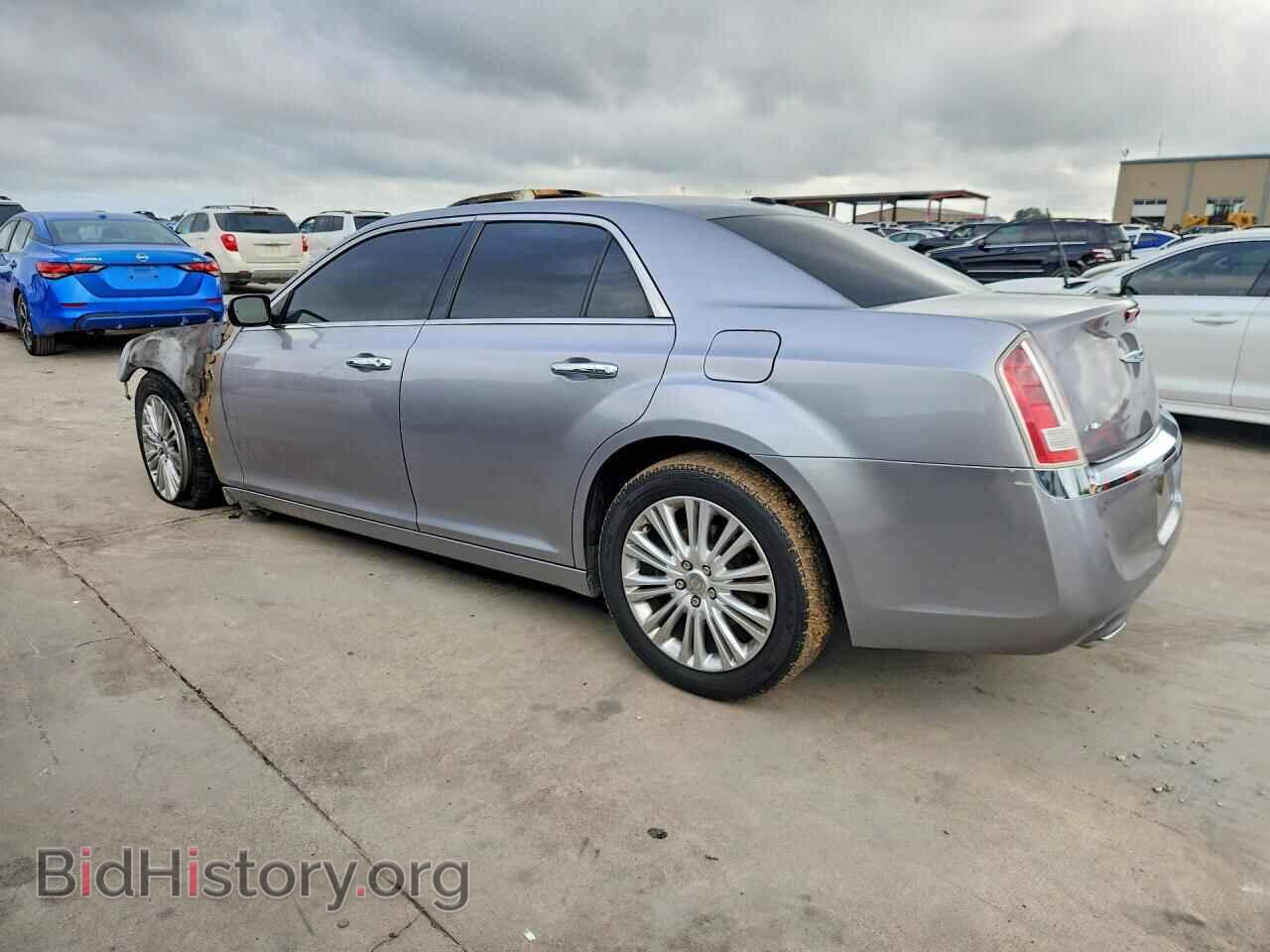 2014 CHRYSLER 300 - VIN: 2C3CCAKT6EH273386 - Фото 2