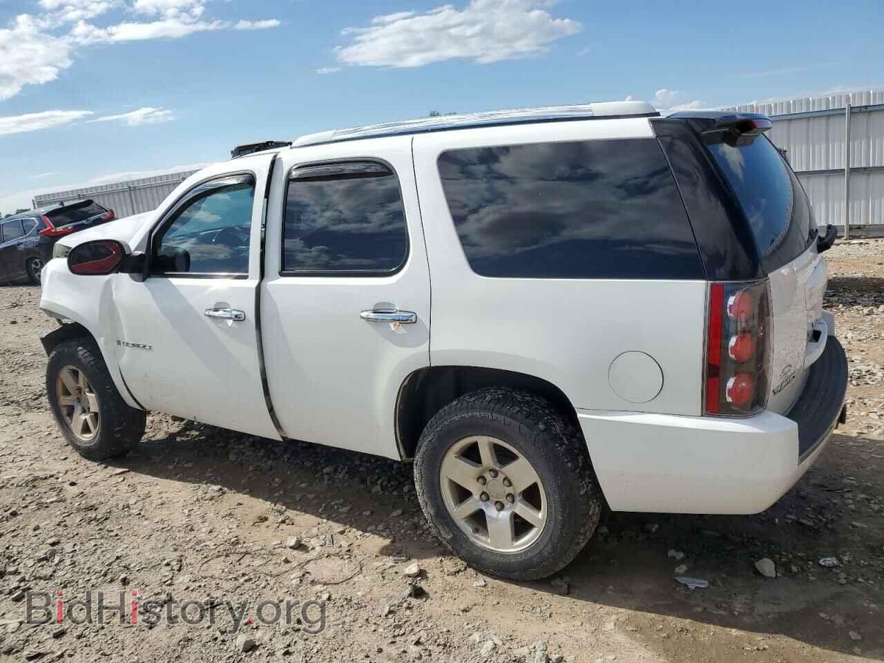 2008 GMC YUKON - VIN: 1GKFK63888J141367 - Фото 2