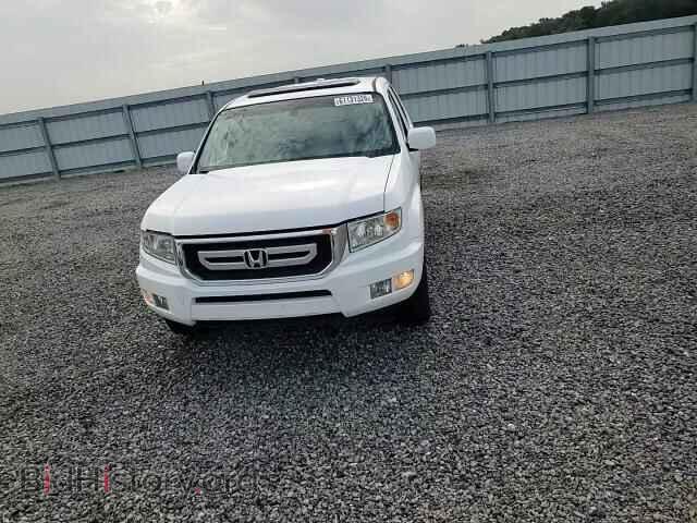2011 HONDA RIDGELINE - VIN: 5FPYK1F57BB454103 - Photo 13