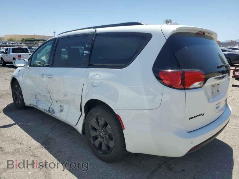 2019 Chrysler PACIFICA (VIN 2C4RC1H77KR630127) — photo 2 of 13