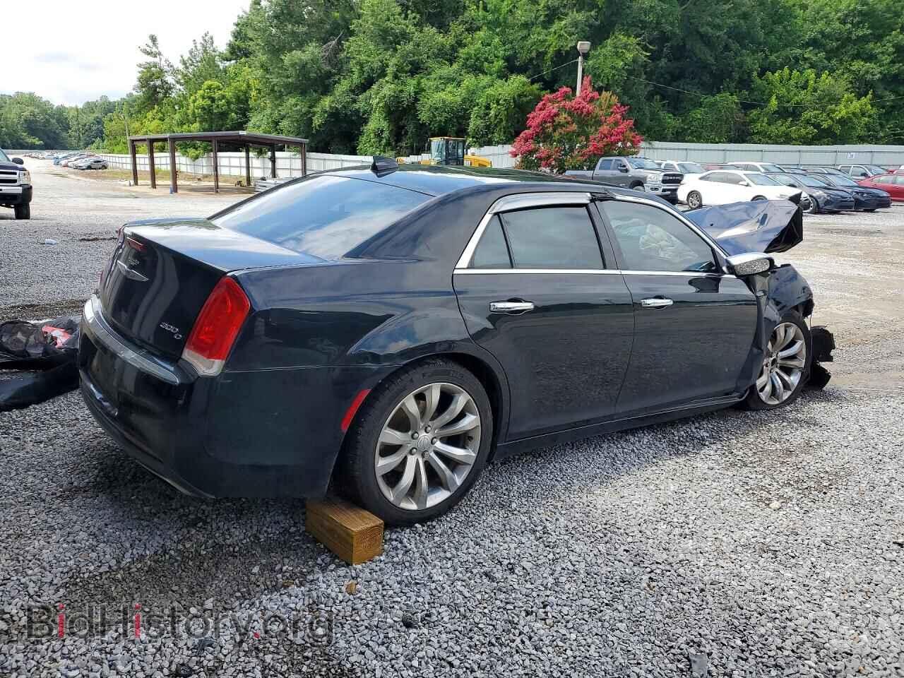 2017 CHRYSLER 300 - VIN: 2C3CCAEG6HH561038 - Photo 3
