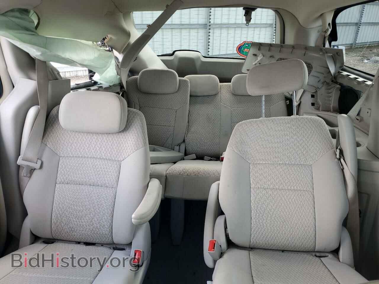 2008 CHRYSLER MINIVAN - VIN: 2A8HR44H88R628351 - Фото 10