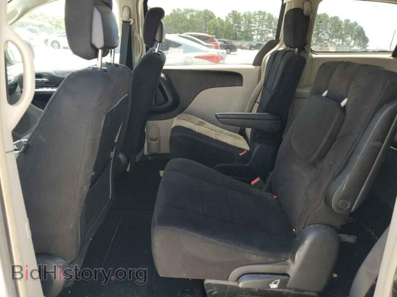 2011 Chrysler MINIVAN (VIN 2A4RR5DG2BR727497) — photo 11 of 14