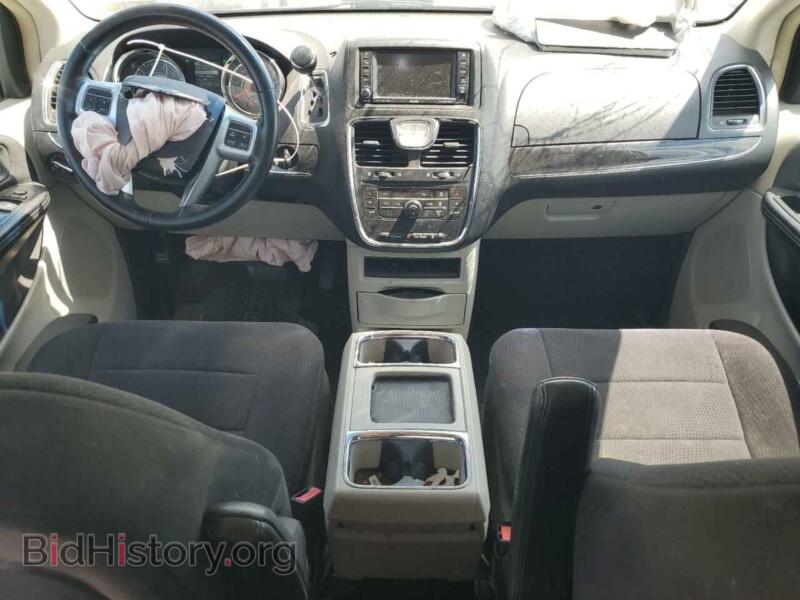 2011 Chrysler MINIVAN (VIN 2A4RR5DG2BR727497) — photo 8 of 14