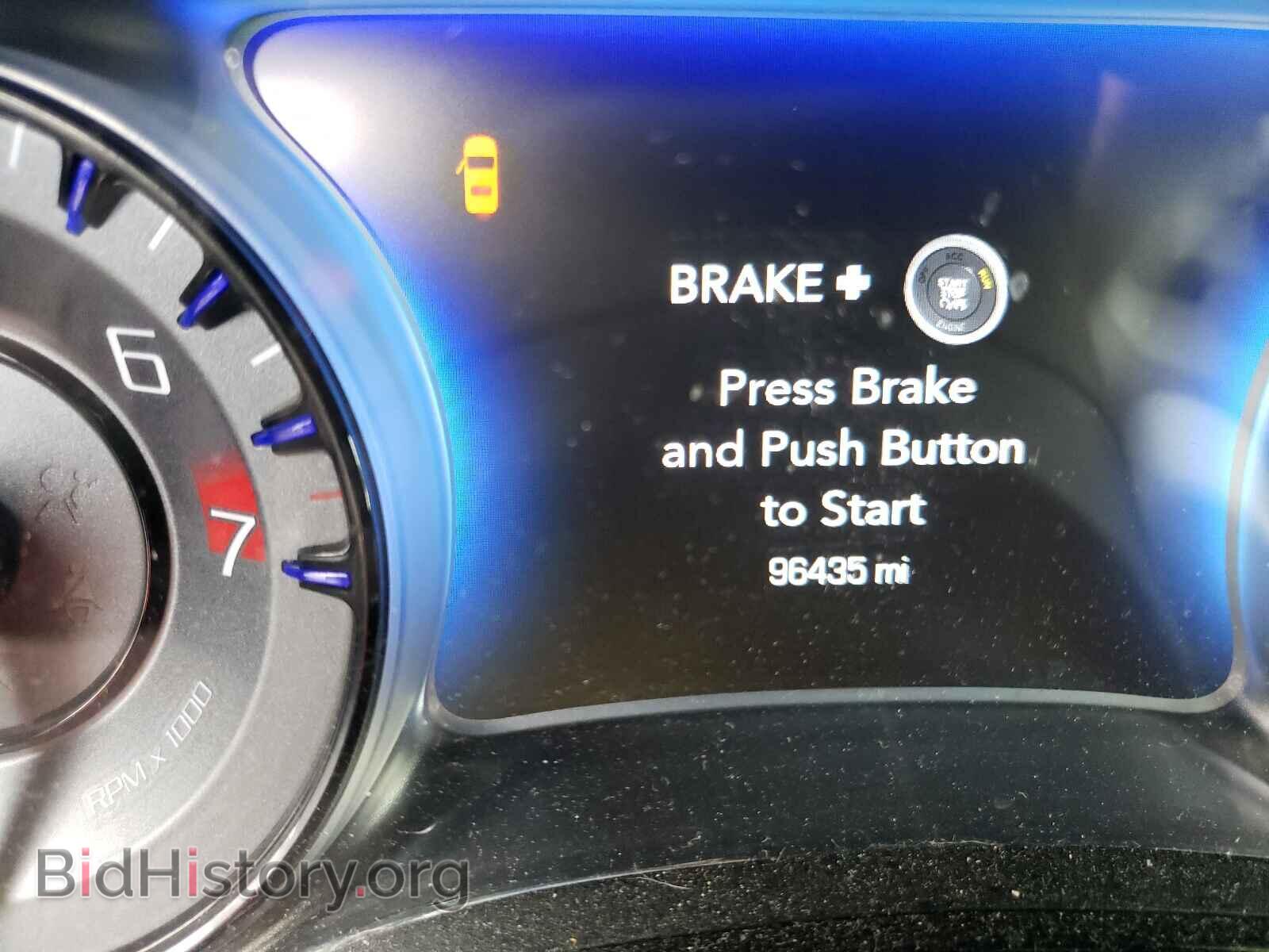 2016 CHRYSLER 300 - VIN: 2C3CCAGG6GH128802 - Фото 8