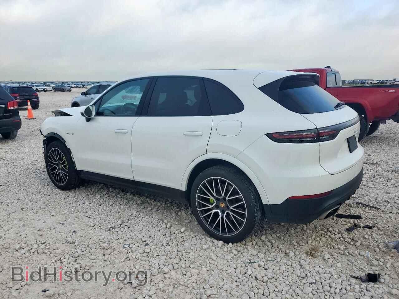 2019 PORSCHE CAYENNE - VIN: WP1AE2AY2KDA52133 - Фото 2