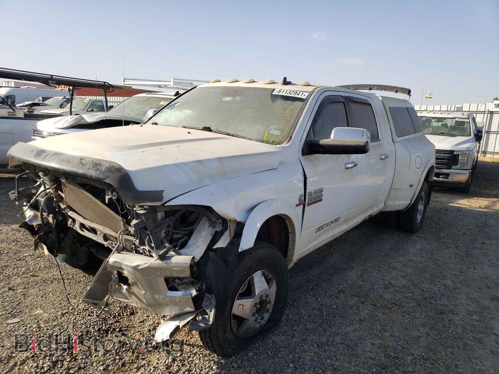 2014 RAM 3500 - VIN: 3C63RRML9EG176048 - Photo 2