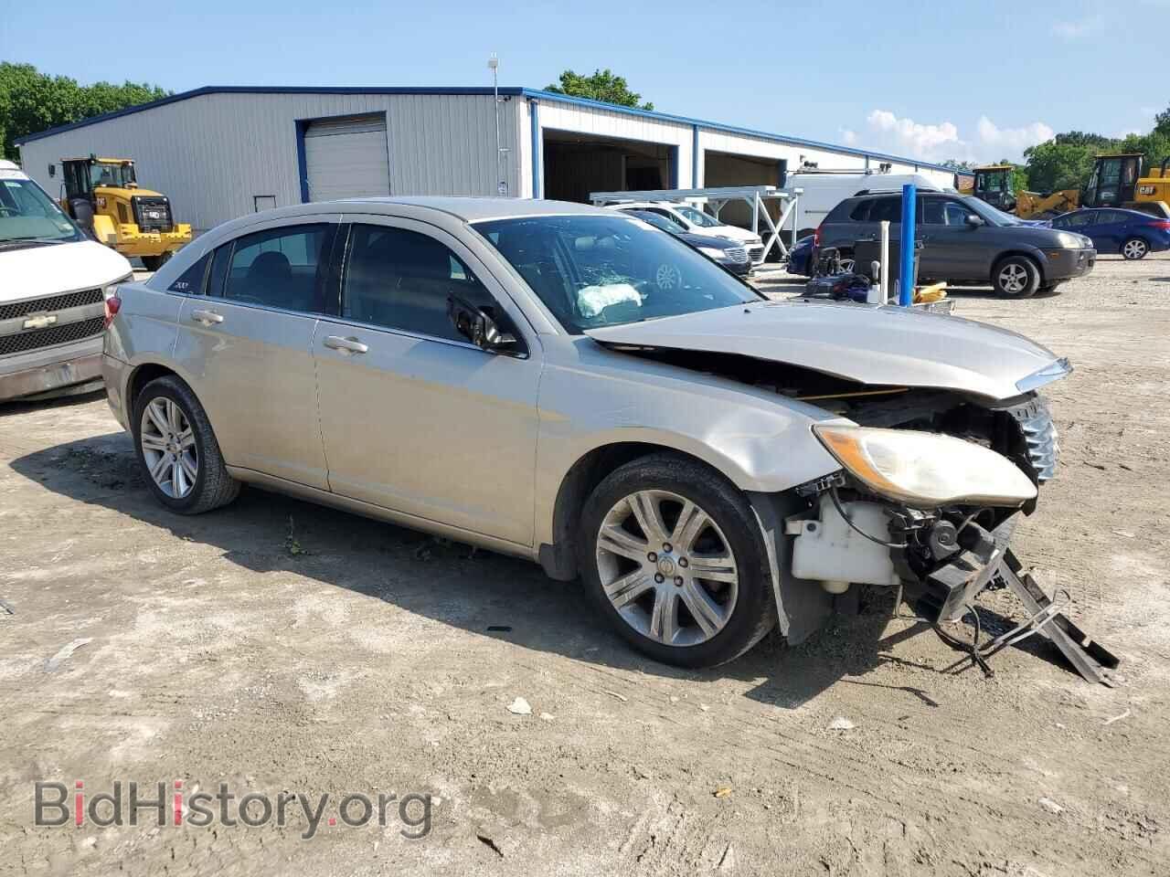 2013 CHRYSLER 200 - VIN: 1C3CCBAB4DN735707 - Фото 4